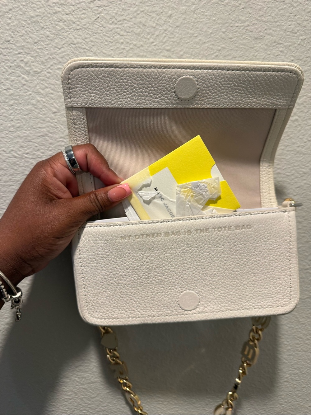 Marc Jacobs Mini Bag in Cream with Gold Chain - Picture 5 of 7